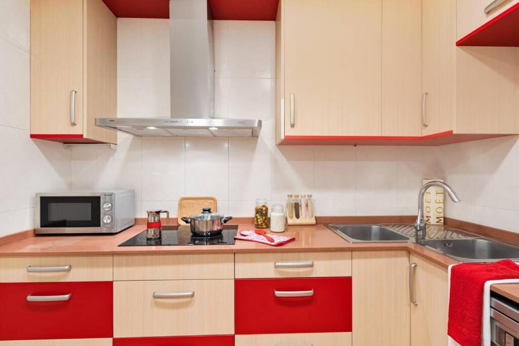 Lodging Apartments Villa De Gracia 2 Bedroom Cozy Apartment Barcelona Exterior photo